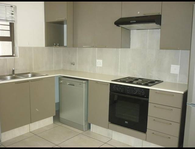 1 BEDROOM APARTMENT FOR SALE IN LONEHILL